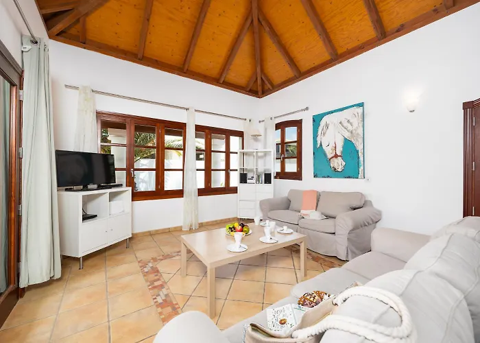 Villa Brisa Del Mar 12 *